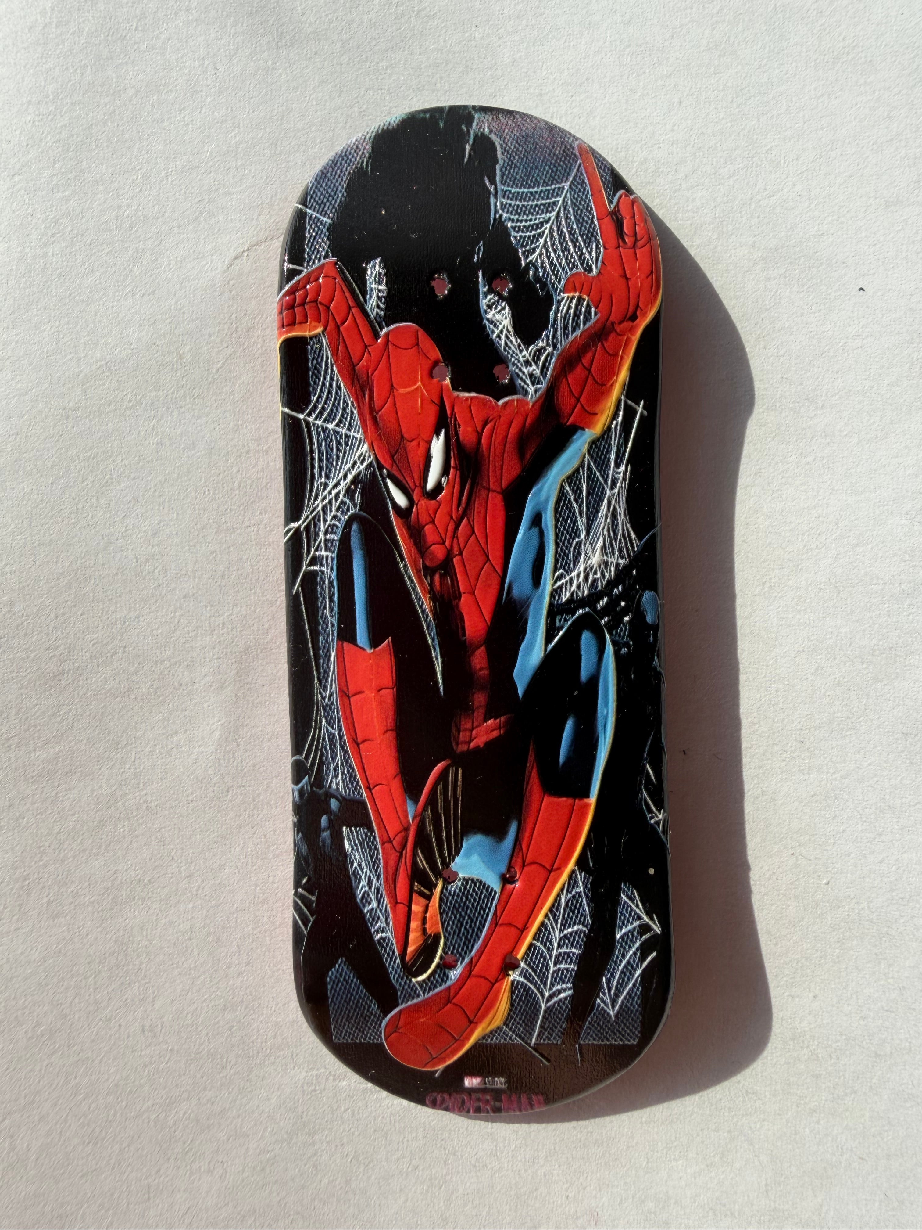 Spiderman - 34mm - embossed