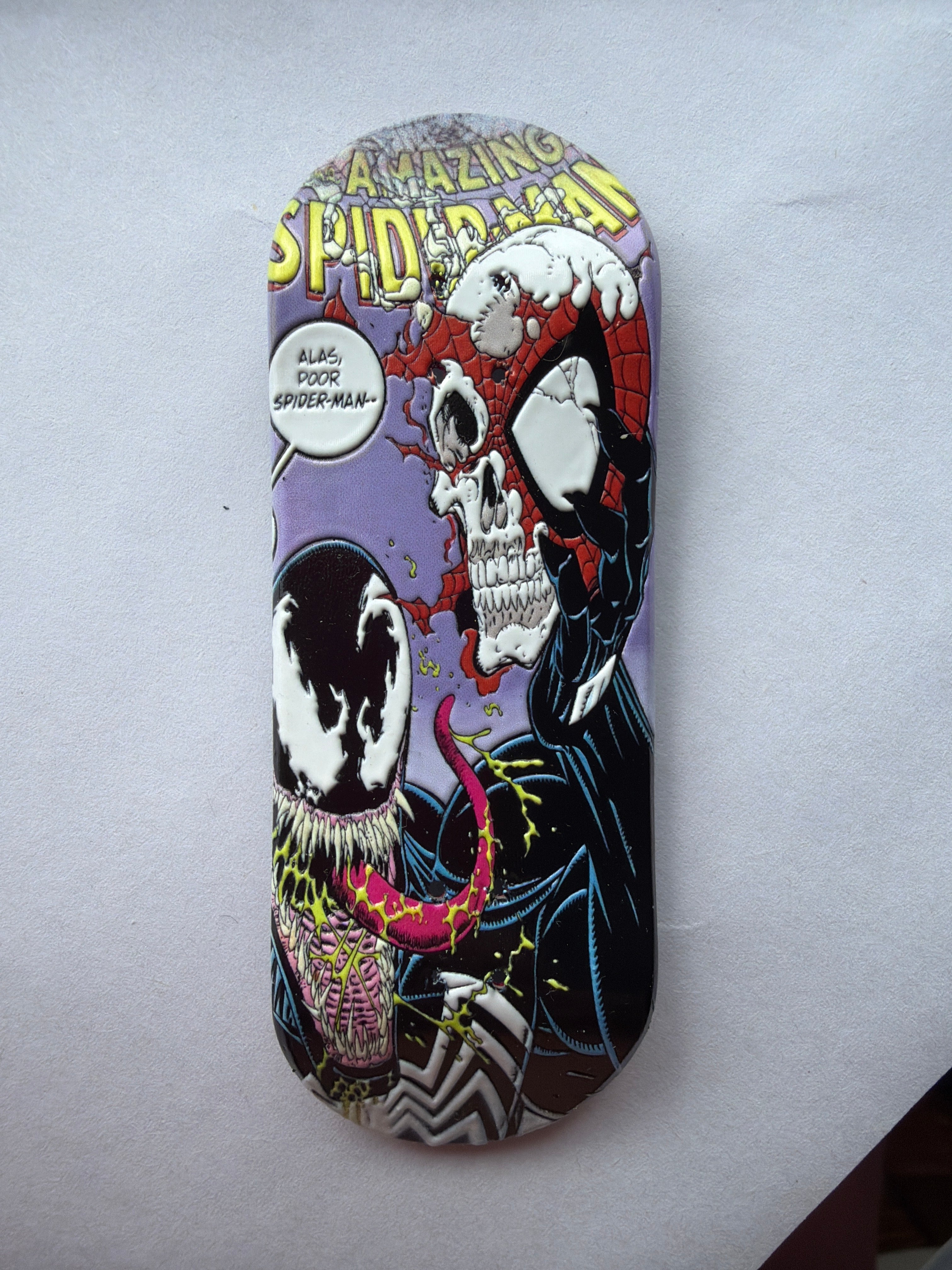 Venom - 34mm - embossed