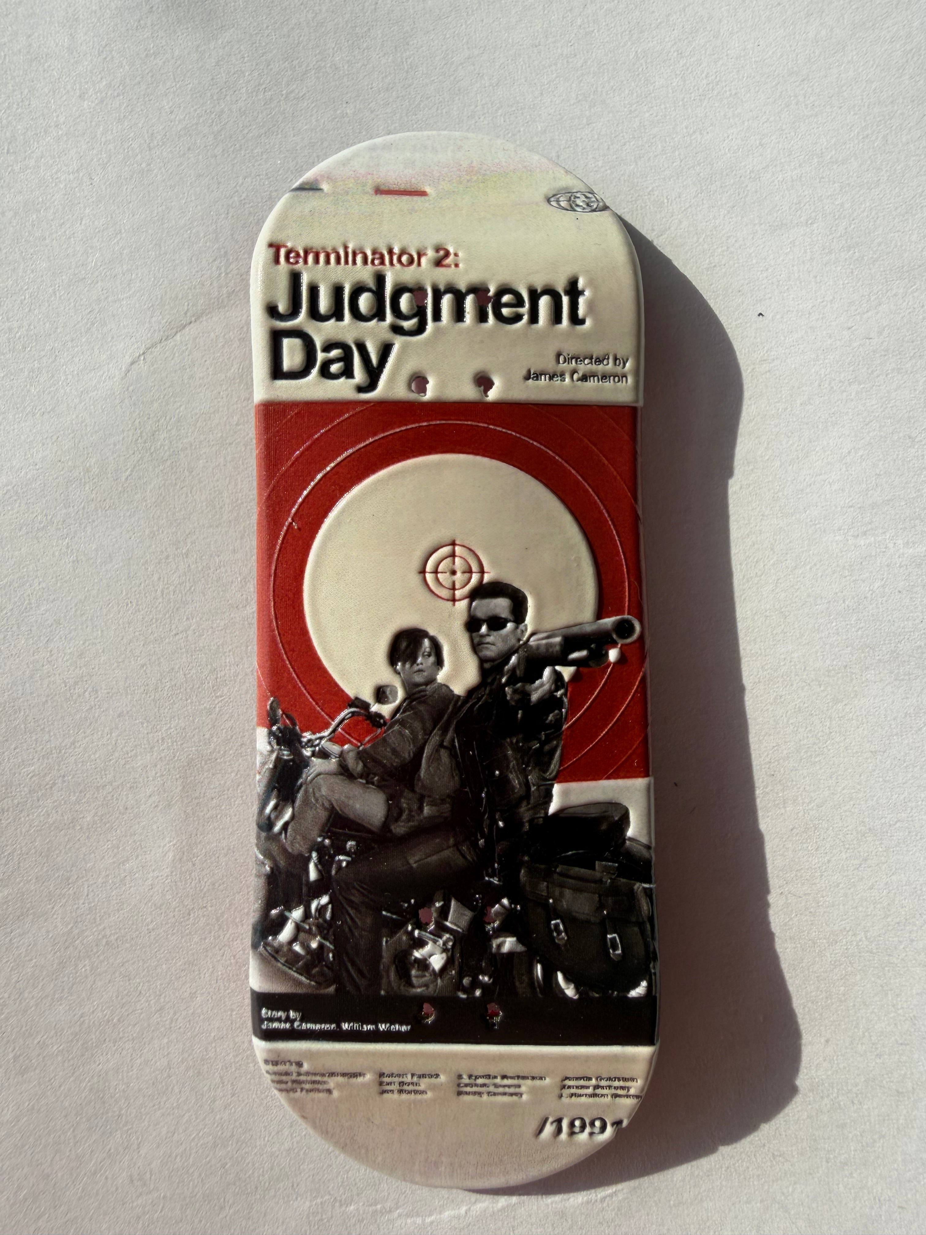 Terminator 2 Judgement Day - 34mm - embossed